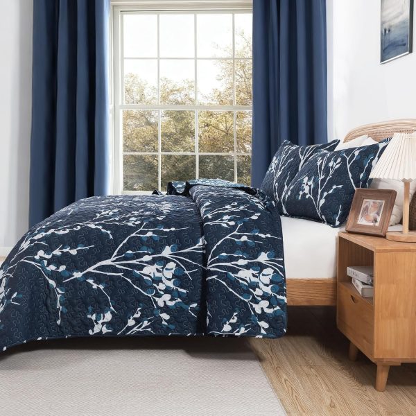 Andency Navy Quilt King Size (106x96 Inch), 3 Pieces Floral Lightweight Bedding Set, Microfiber Reversible Flower Quilted Bedspread Coverlet with 2 Pillowcases for Men Women